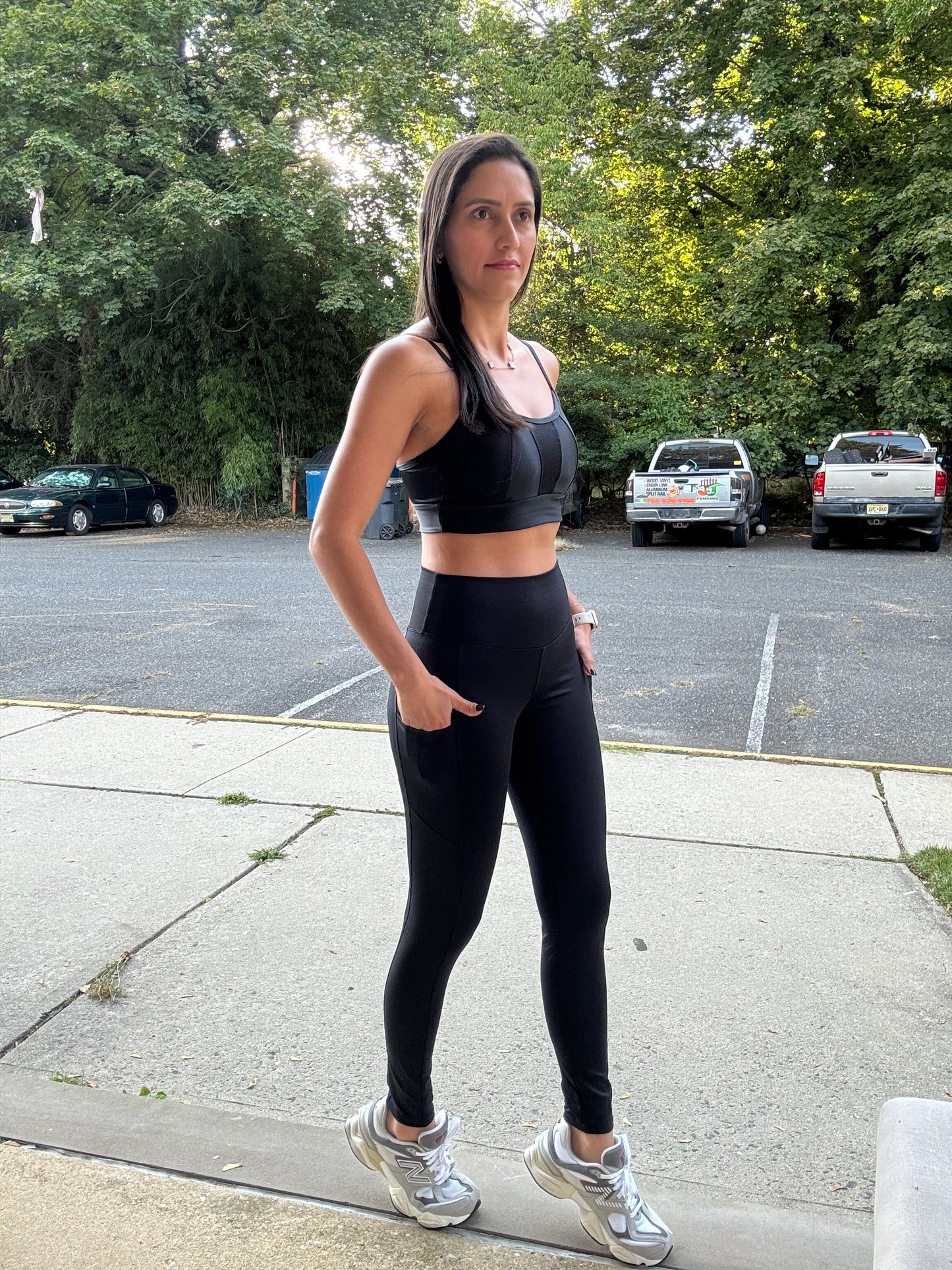 Essential Pocket Legging