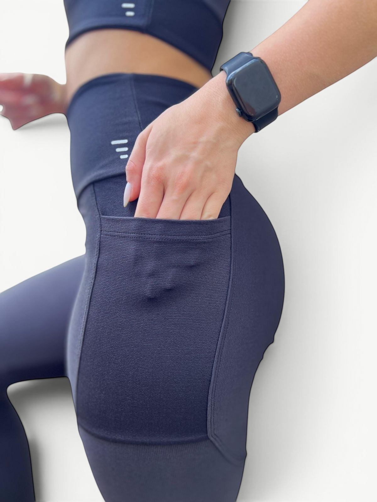 JM Brazilian Activewear Hadassa black high-waisted leggings with side pocket and supportive crop top