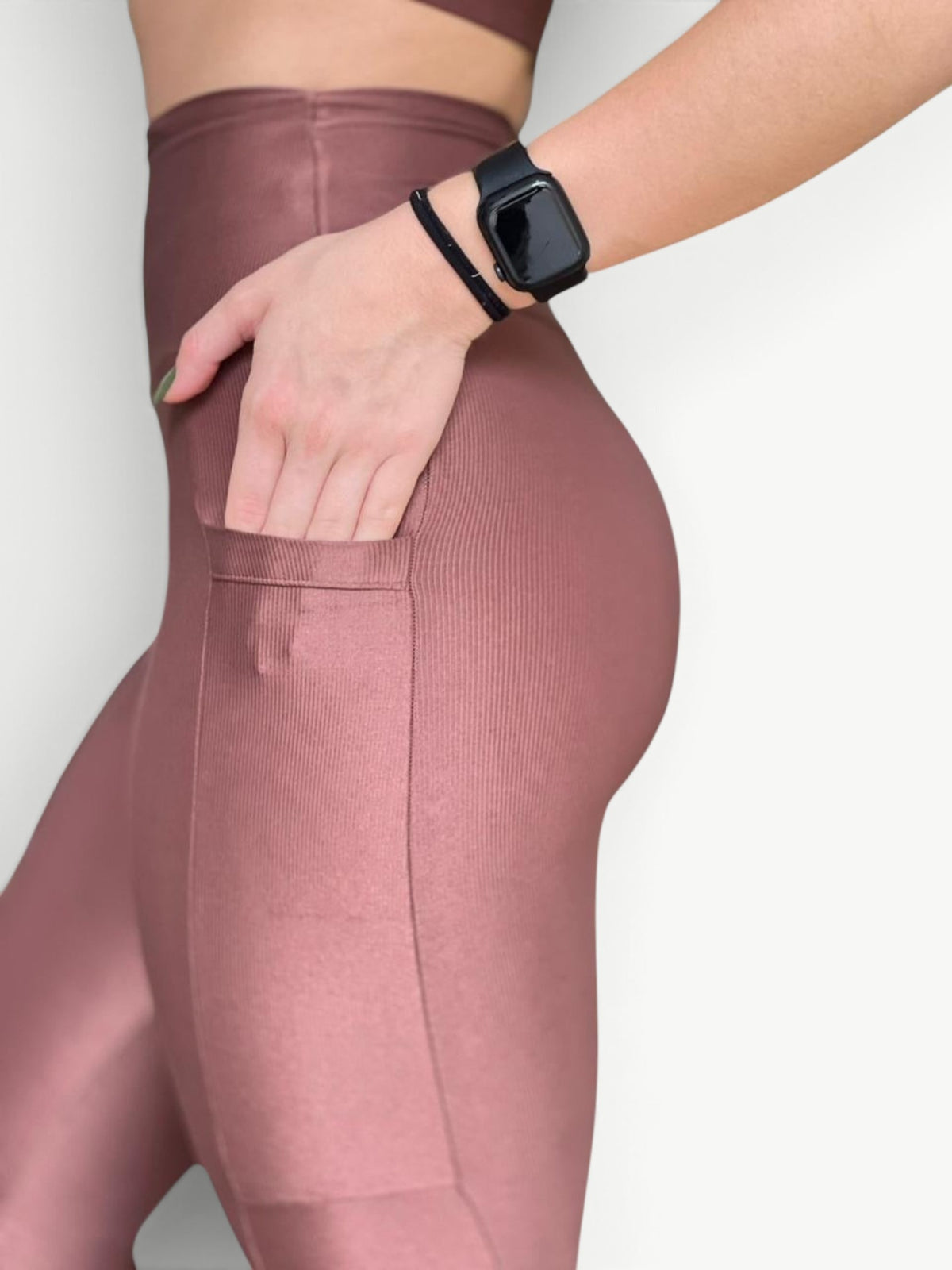 JM Brazilian Activewear Bianca high-waisted leggings in mauve with a side pocket and soft, stretchy fabric.